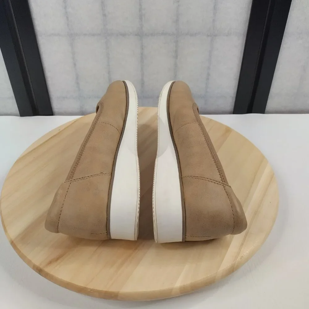 Naturalizer ballet flat